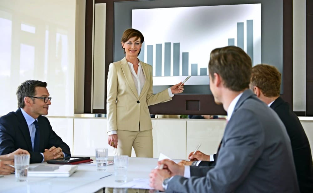 sales-manager-run-effective-sales-meeting-tips